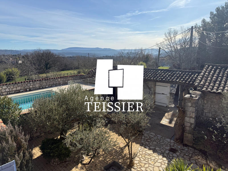 Mas - 450 m² - 14 pièces