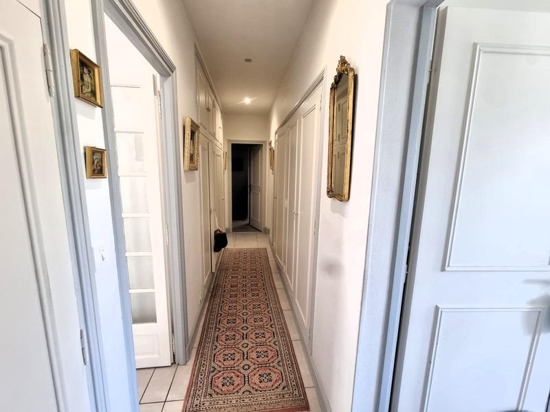 Maison - 179 m² - 6 pièces