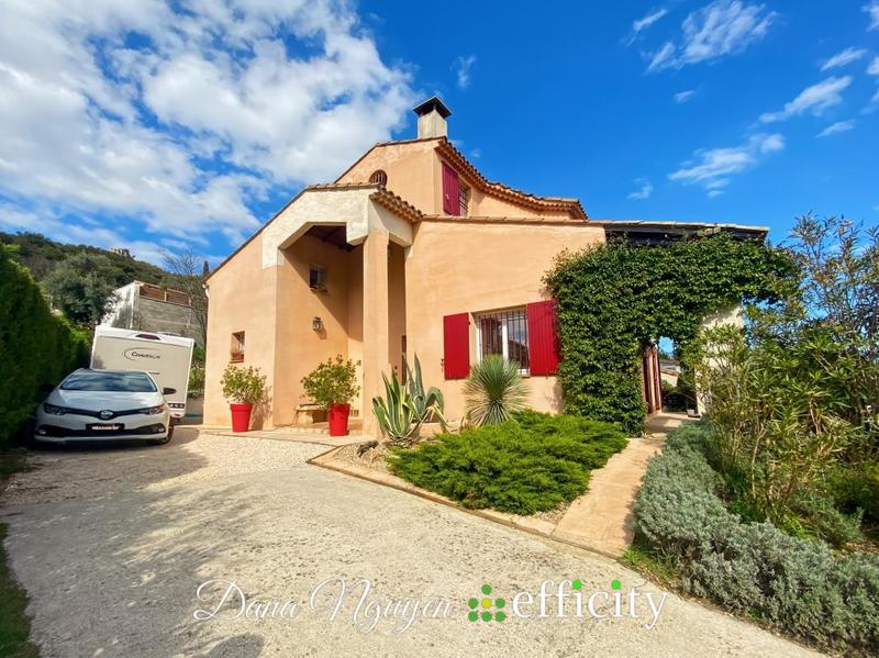 Villa - 180 m² - 7 pièces