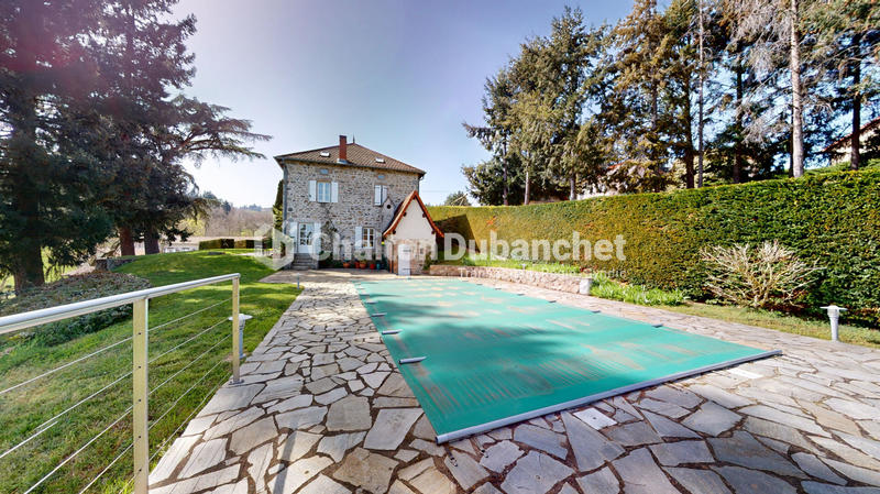 Maison - 380 m² - 7 pièces