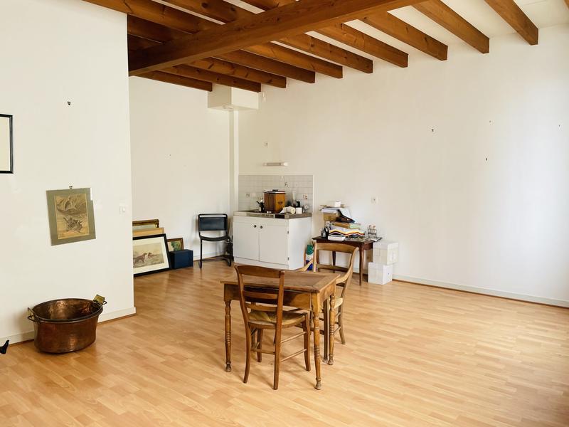 Maison - 220 m² - 8 pièces