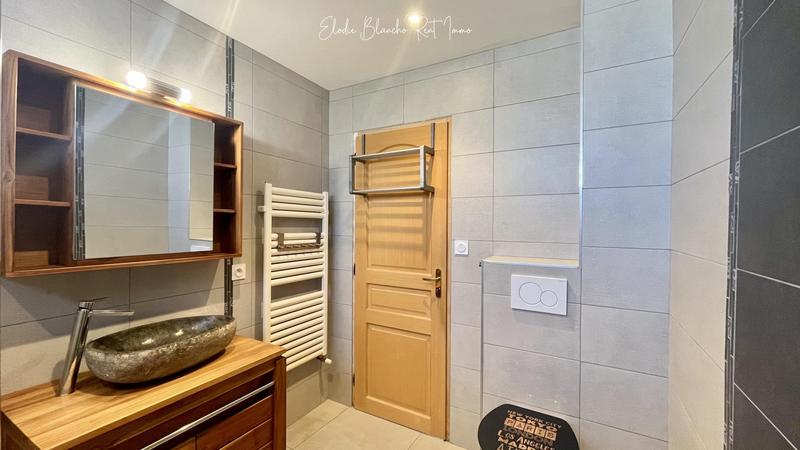 Maison - 140 m² - 7 pièces