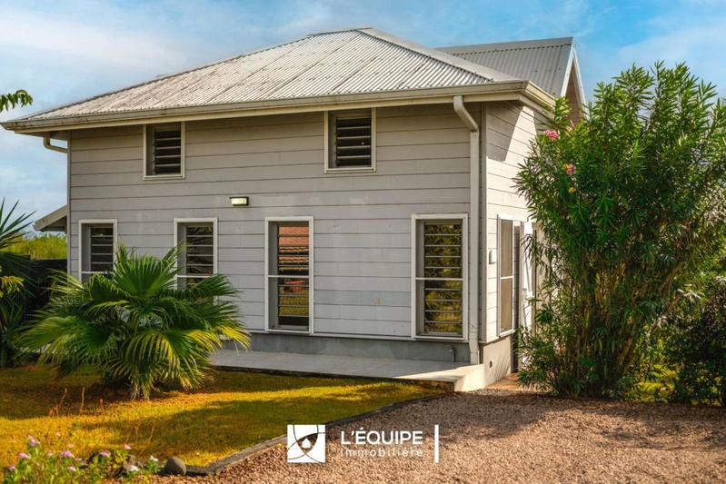 Villa - 95 m² - 4 pièces