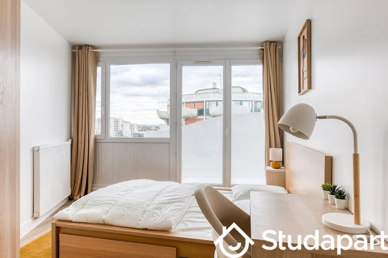 Chambre - 11 m² - 1 pièce