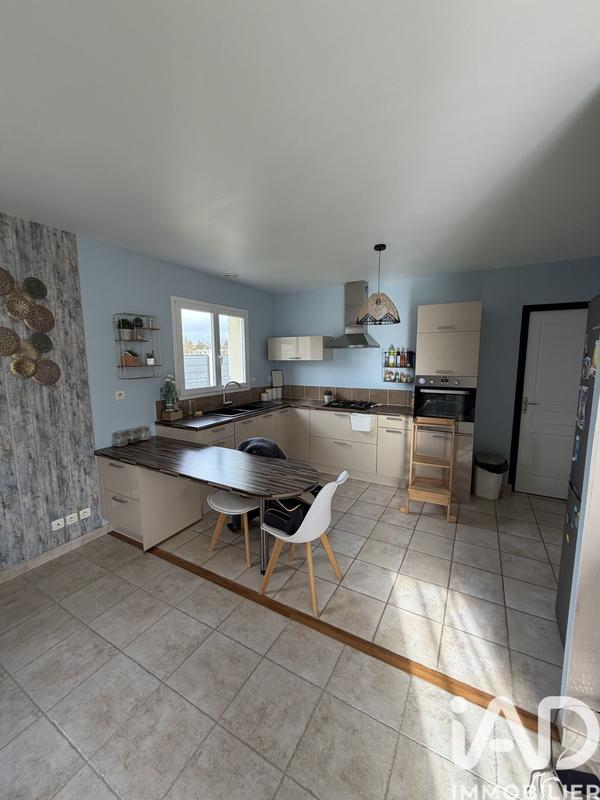 Maison - 98 m² - 4 pièces