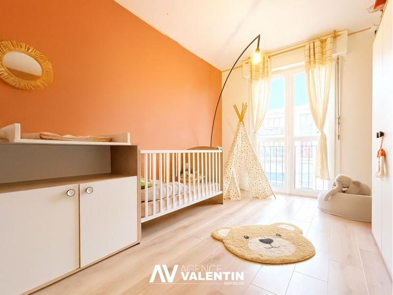 Appartement - 80 m² - 3 pièces