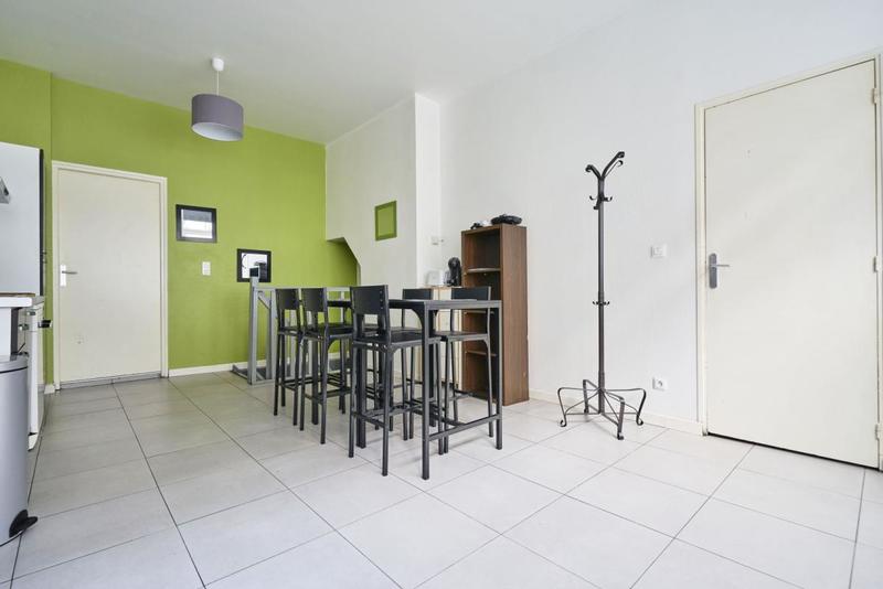 Maison - 107 m² - 7 pièces