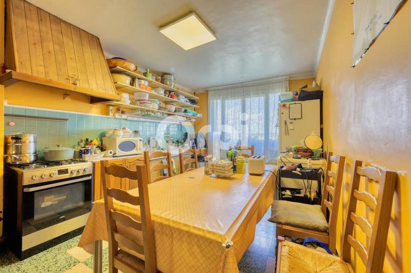 Appartement - 95 m² - 3 pièces