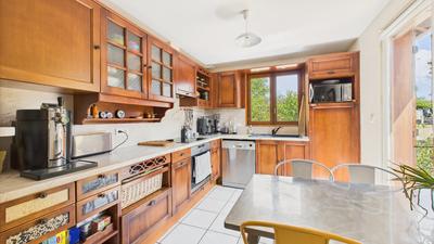 Maison - 85 m² - 5 pièces