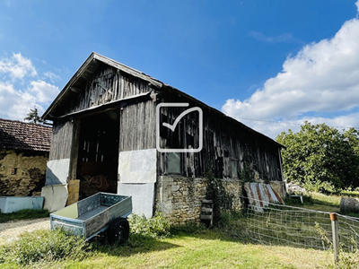 Maison - 180 m² - 7 pièces