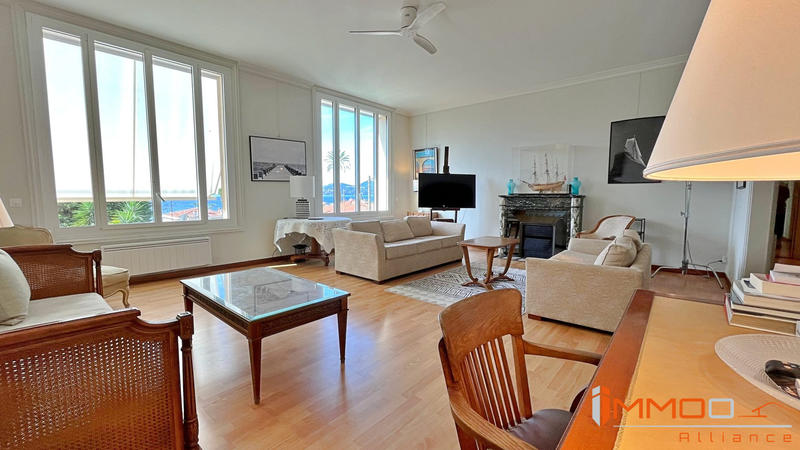 Appartement - 173 m² - 7 pièces