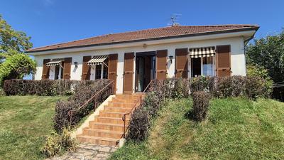 Maison - 85 m² - 5 pièces