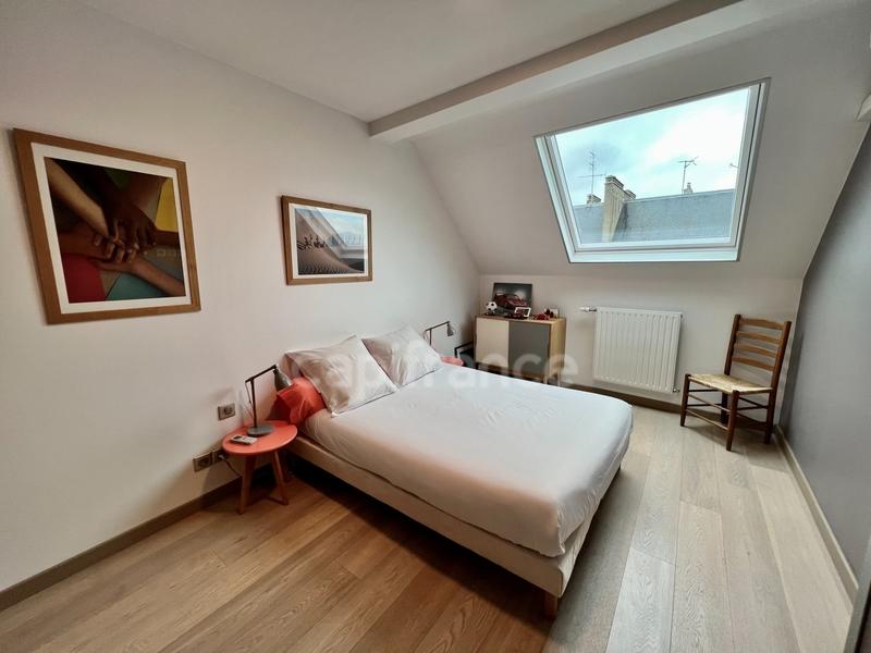 Appartement - 152 m² - 7 pièces