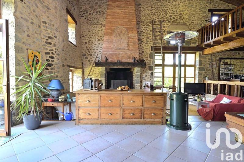 Maison - 348 m² - 8 pièces