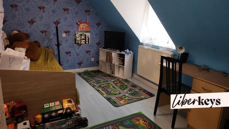 Maison - 167 m² - 9 pièces