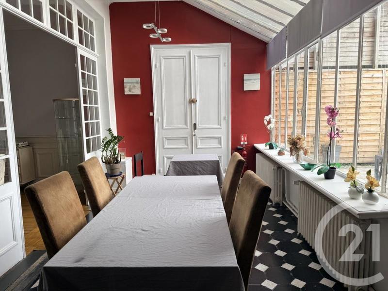 Maison bourgeoise - 368 m² - 13 pièces