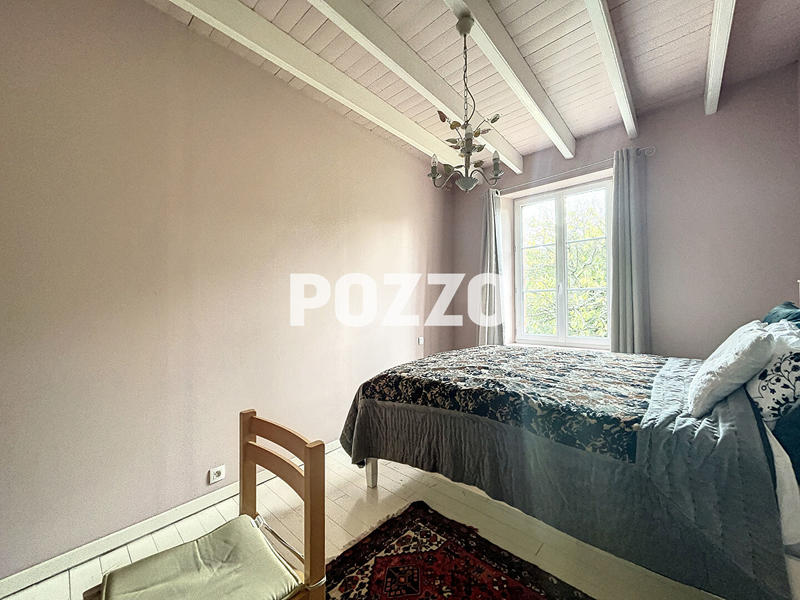 Maison - 198 m² - 6 pièces