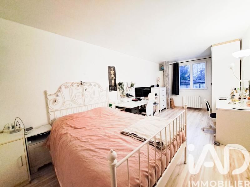 Appartement - 81 m² - 3 pièces