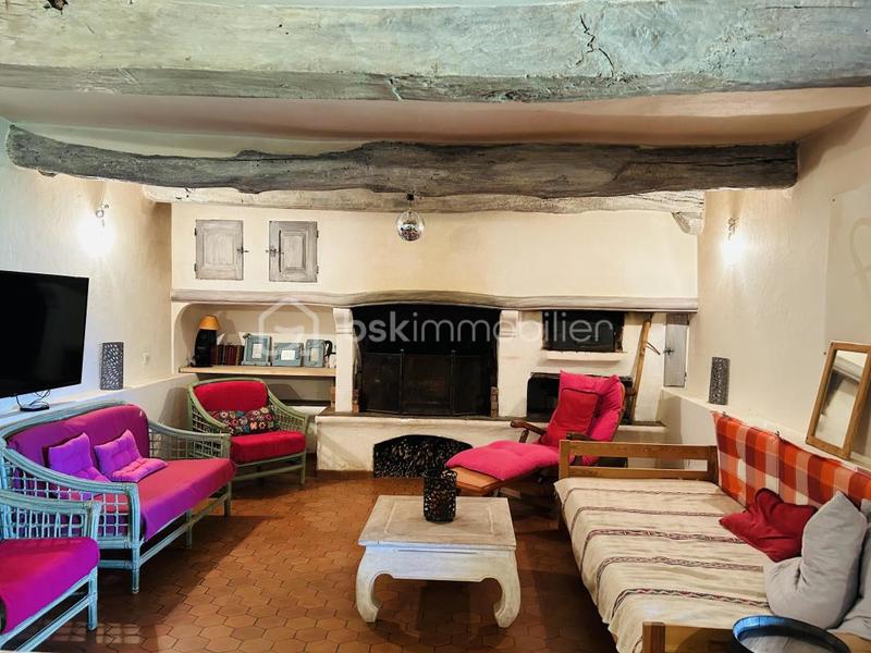 Maison - 181 m² - 6 pièces