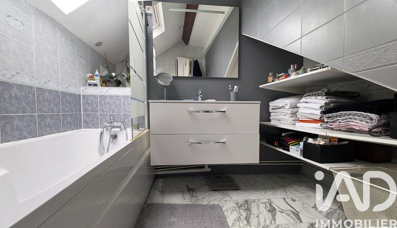 Maison - 125 m² - 6 pièces