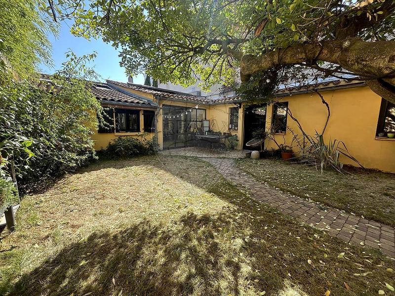 Maison - 102 m² - 5 pièces