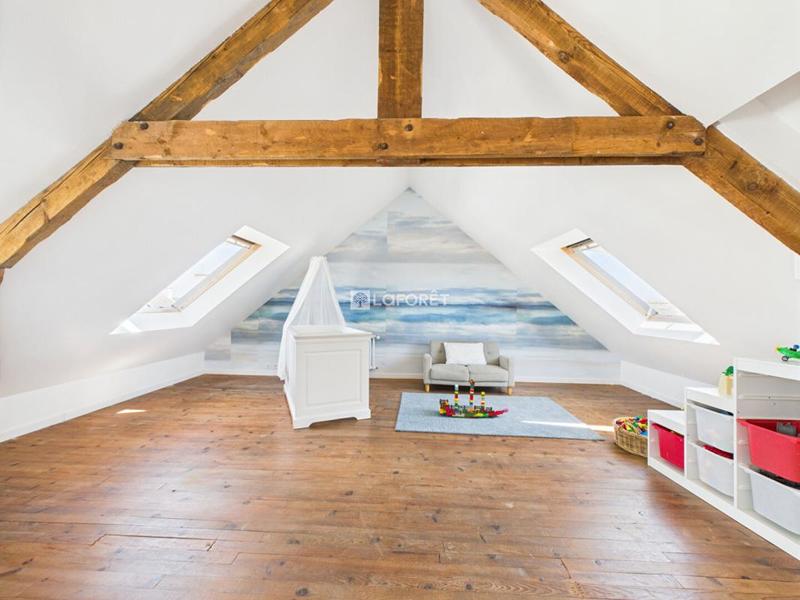 Maison - 180 m² - 8 pièces