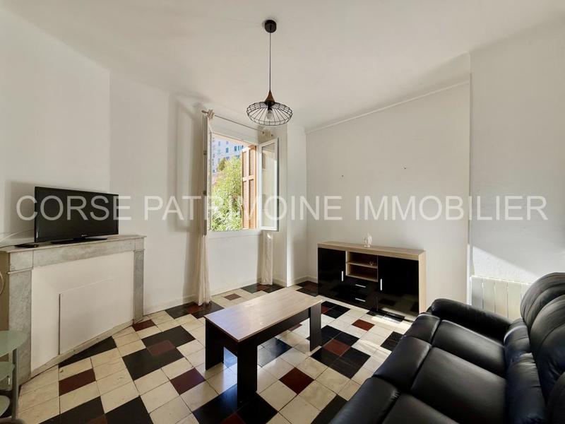 Appartement - 63 m² - 4 pièces