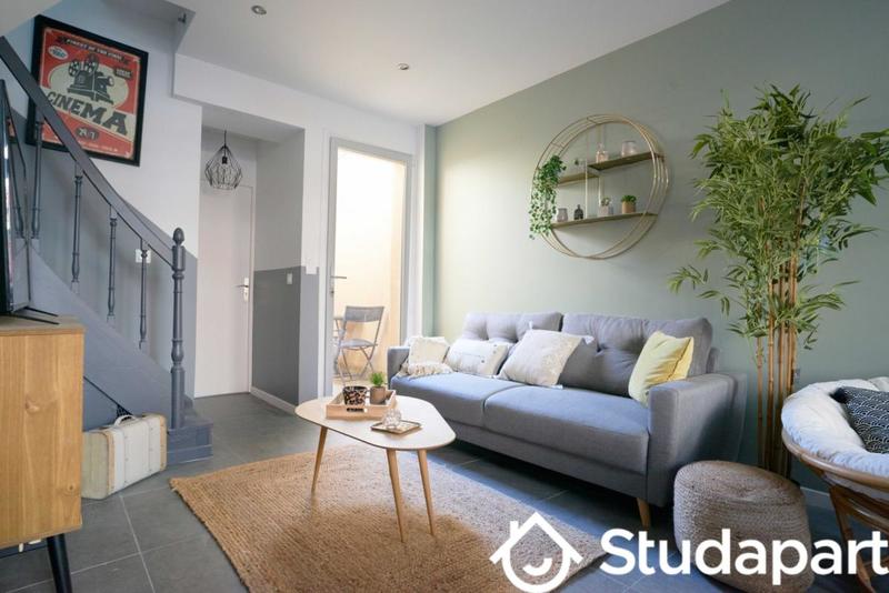 Chambre - 11 m² - 1 pièce