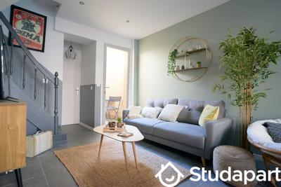 Chambre - 11 m² - 1 pièce