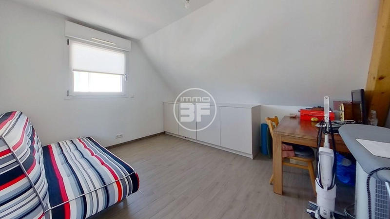 Maison traditionnelle - 104 m² - 5 pièces