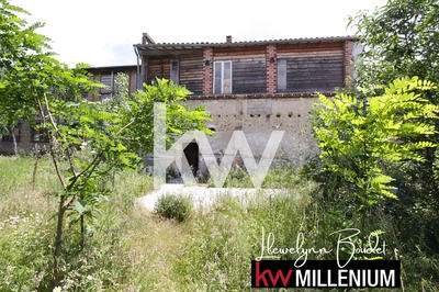 Maison - 210 m² - 2 pièces