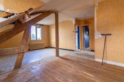 Maison - 228 m² - 12 pièces