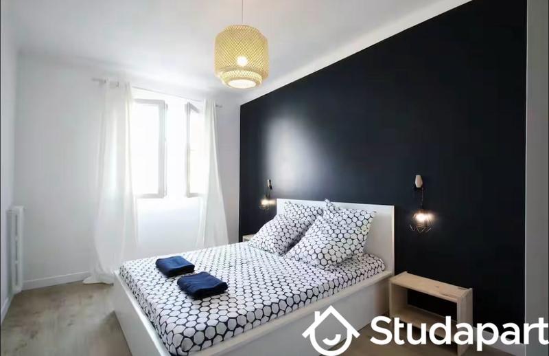 Chambre - 25 m² - 1 pièce