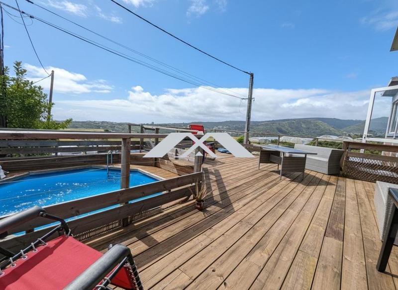 Villa - 286 m² - 9 pièces