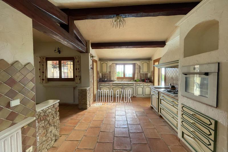 Villa - 170 m² - 6 pièces