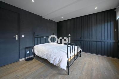 Maison - 225 m² - 6 pièces