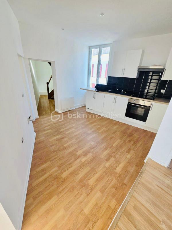 Immeuble - 170 m² - 6 pièces