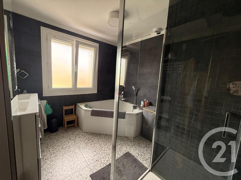 Maison - 126 m² - 5 pièces