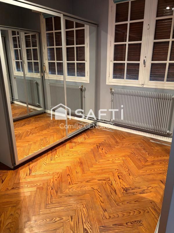 Maison - 312 m² - 7 pièces