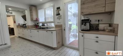 Maison - 160 m² - 8 pièces