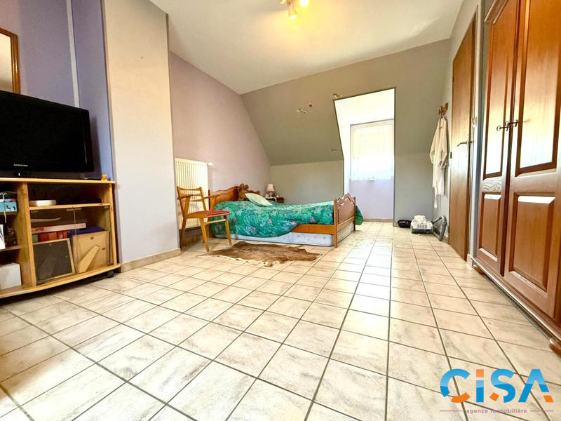 Maison traditionnelle - 125 m² - 6 pièces