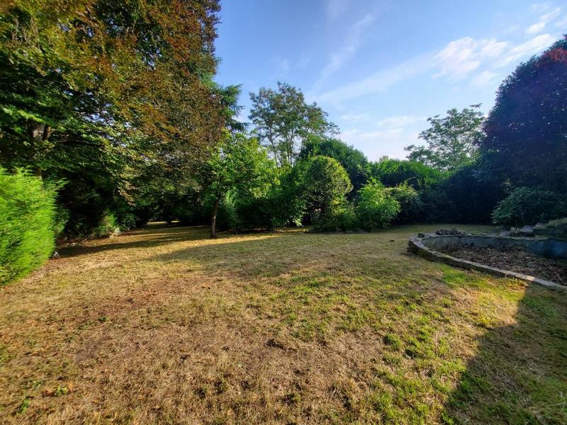 Maison - 285 m² - 8 pièces