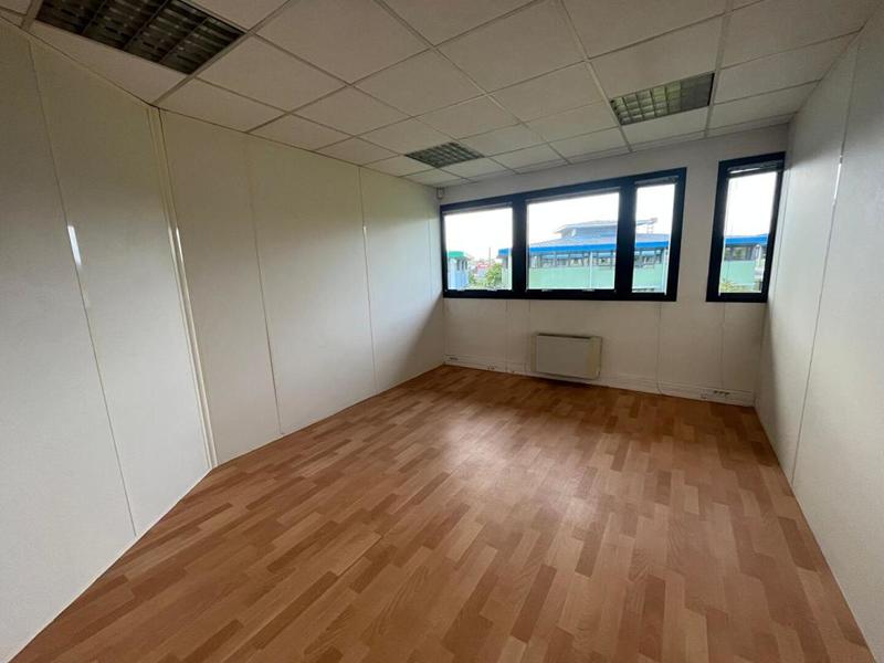 Bureau - 175 m²