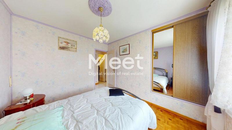 Pavillon - 130 m² - 7 pièces