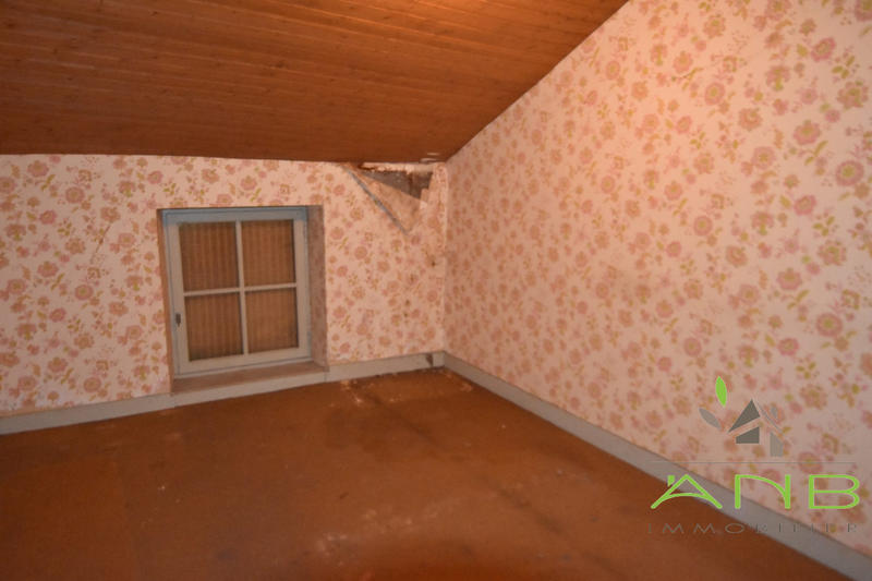 Maison - 93 m² - 4 pièces