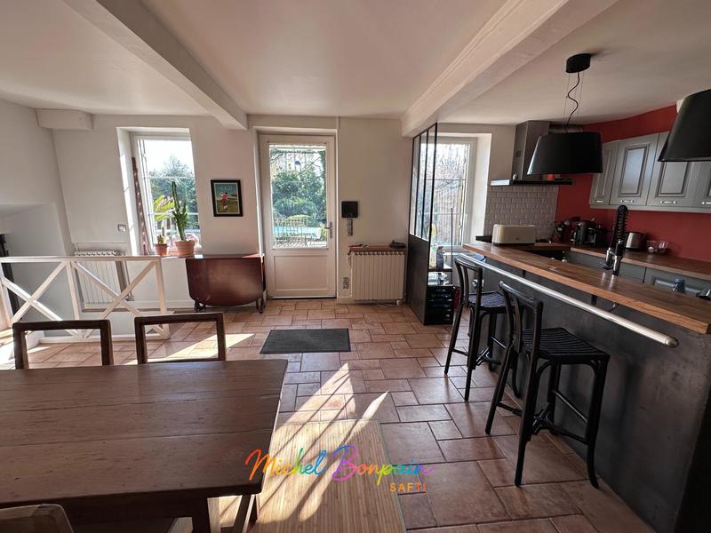 Maison - 157 m² - 6 pièces