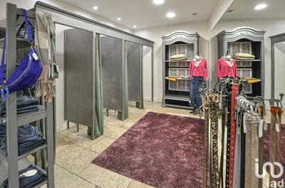 Local commercial - 100 m²