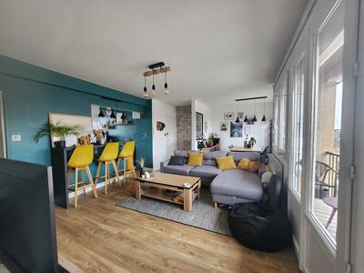 Appartement - 60 m² - 4 pièces