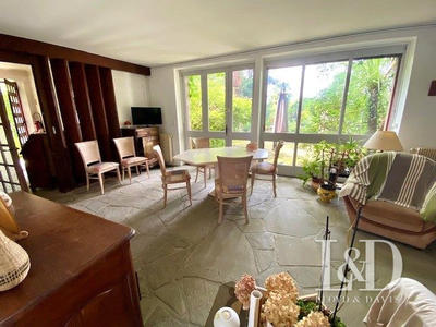 Maison ancienne - 500 m² - 21 pièces