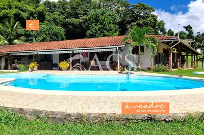 Villa - 198 m² - 5 pièces